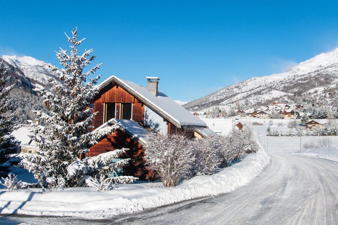 Chalet Premium -Acces Pied De Piste En Navette Saint-Chaffrey Exterior photo