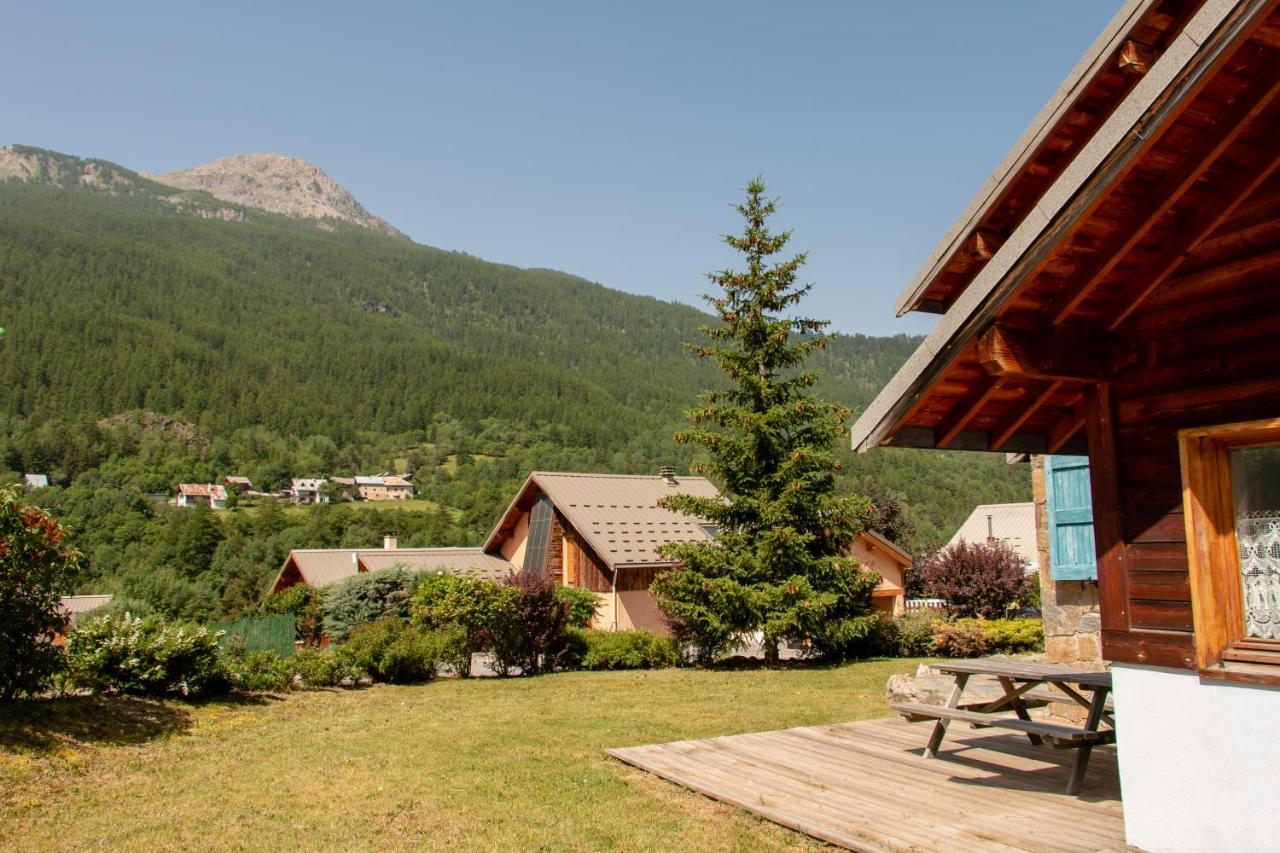 Chalet Premium -Acces Pied De Piste En Navette Saint-Chaffrey Exterior photo